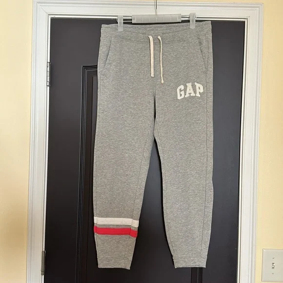 GAP gray jogger set with stripe accents - Picture 10 of 11